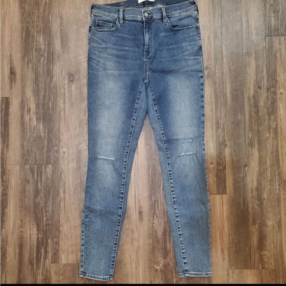 PacSun Distressed Skinny Jeans